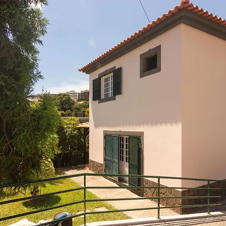 Pilar House Semesterbostad *